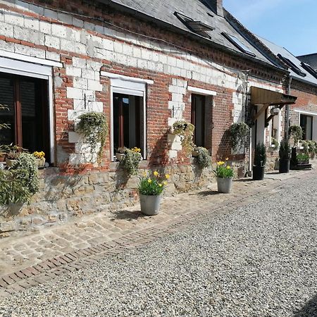 Lola Apartment Montigny-Sur-Crecy ภายนอก รูปภาพ